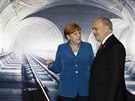 Nmecká kancléka Angela Merkelová a výcarský prezident Johann...