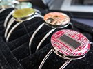 perky vytvoené ze starých elektronických obvod