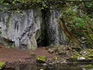 Západní vchod do jeskyn Podkova
