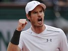 O ANTUKOVÉHO KRÁLE. Tenista Andy Murray se raduje ze zisku prvního setu ve...