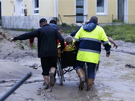 Nsledky bleskovch povodn v bavorsk vesnici Simbach am Inn (1. ervna 2016)