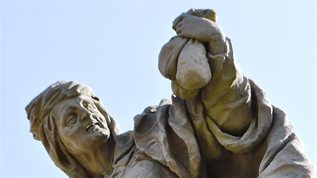 Socha Lakomstv z alegorie Neest na terase u hospitlu (kopie Braunova originlu)