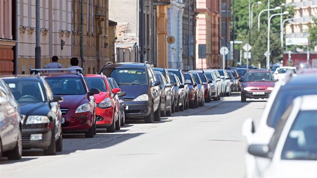 Parkovac msta na Praskm pedmst v eskch Budjovicch jsou pravideln obsazen.