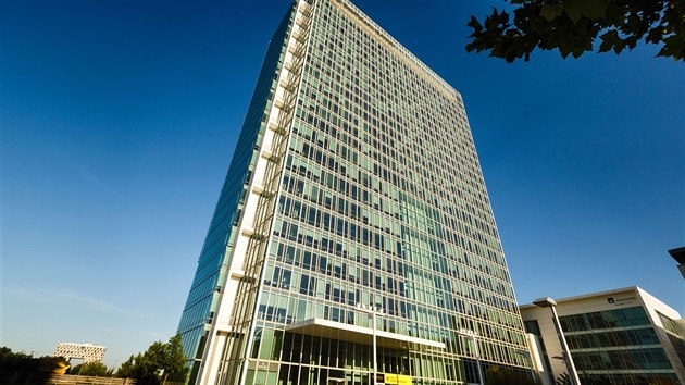 Mrakodrap City Tower (8. června 2016)
