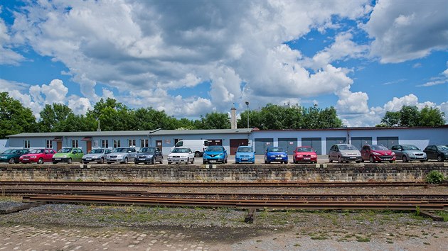 Pozemky mezi elezninm ndram a autobusovm terminlem v Hradci Krlov