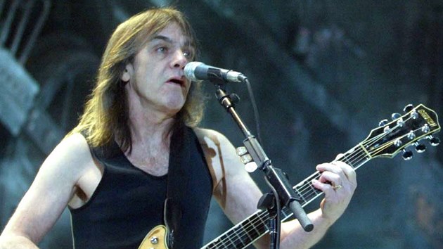 Kytarista AC/DC Malcolm Young