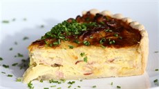 Quiche lorraine, tedy lotrinský kolá�. Slaná dobrota t�ící z osv�d�ené...