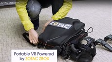 Batoh ZOTAC Mobile VR umoní nosit na zádech zapnutý poíta ZOTAC Zbox.