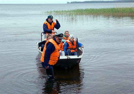 Na jezee Sjamozero v Karelii se utopilo 13 dtí a jeden instruktor (19. ervna...