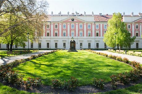 Nová národní kulturní památka, praská Invalidovna