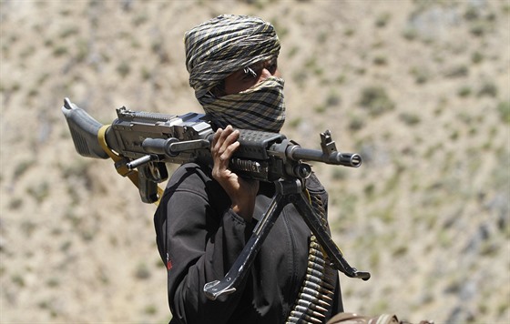 Hnutí Taliban znovu dobývá Ameriany osvobozená msta