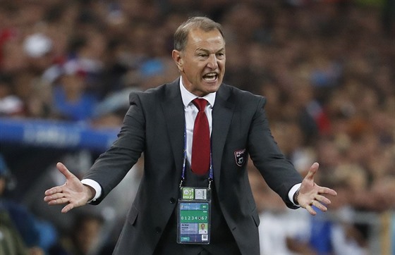 Trenér albánské reprezentace Gianni De Biasi.