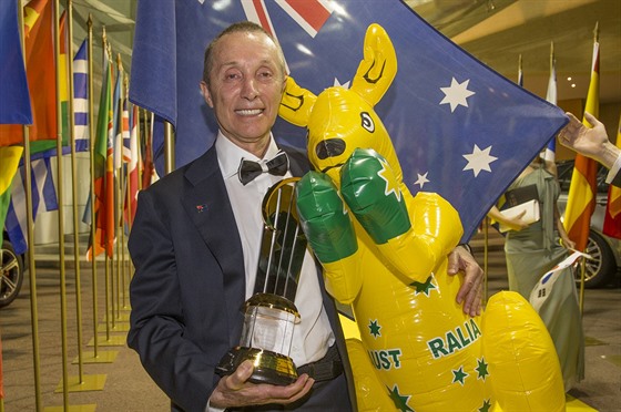 Světovým podnikatelem roku byl vyhlášen výrobce hraček Manny Stul z Austrálie....