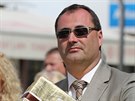 Exposlanec Boris ��astný p�inesl Klausovi historické tenisové rakety (19.6.2016)