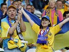 Fanouci Ukrajiny ped zápasem proti Nmecku na mistrovství Evropy ve Francii.
