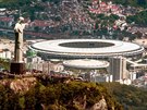Olympijský stadion v brazilském Riu de Janeiru se sochou Krista Spasitele.