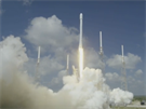 Satelity Eutelsat a ABS na cest na orbitu (15. ervna 2016) SpaceX Falcon 9