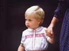 Princ William v roce 1984, kdy se byl podívat v porodnici na bratíka Harryho.