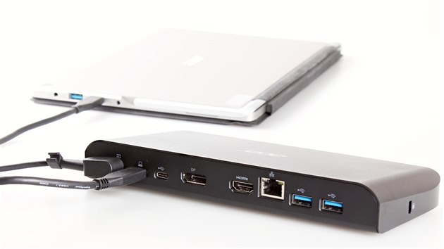 USB-C dokovac stanice monosti konektivity notebooku znan roziuje. Muste...