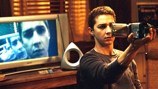 Shia LaBeouf ve filmu Disturbia (2007)