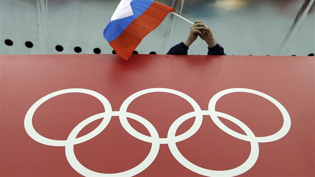 Dovlála? Ruská vlajka může k atletických disciplín v Riu vymizet.