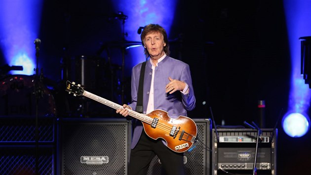 Paul McCartney na koncertu z turn One on One (16. ervna 2016, O2 arena, Praha)