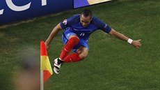 DRUHÝ ZÁPAS, DRUHÝ GÓL. Dimitri Payet byl opět za hrdinu francouzské fotbalové...