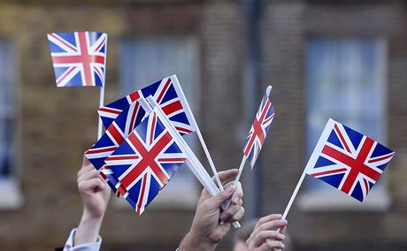 Britský Londýn oslavuje výsledky referenda o setrvání v EU. (24. ervna 2016)