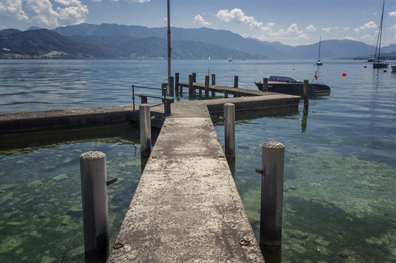 Letní veer u rakouského jezera Attersee.