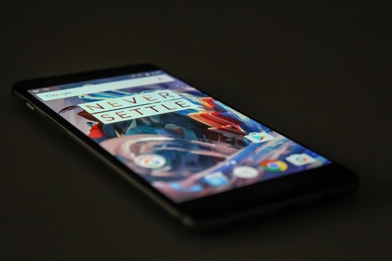 OnePlus 3 - detail