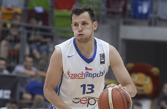 eský basketbalista Jakub iina