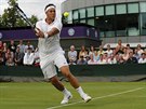 Britský tenista Marcus Willis hraje poprvé ve Wimbledonu.