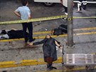 Sebevraedné útoky na istanbulském letiti si vyádaly pes 30 mrtvých a na 140...