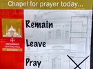 Kaple u Westminsteru má v hlasování jasno, volí modlitbu. (23. ervna 2016)