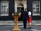 Britský premiér David Cameron oznámil, e kvli brexitu na podzim rezignuje. U...