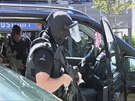 Zásahová jednotka nmecké policie zasahovala proti ozbrojenci v kin v...