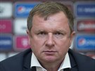 Trenr fotbalov reprezentace Pavel Vrba na tiskov konferenci.