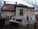 Rekonstrukce starého domu ve patném technickém stavu je záleitost na nkolik...