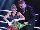 eská boxerka Fabiana Bytyqi obhájila pás juniorské mistryn svta WBC.