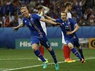 ISLANDSKÝ VÝBUCH. Kolbeinn Sigthorsson pidal druhý gól fotbalist Islandu v...