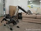 Robot SpotMini spolenosti Boston Dynamics me pipomínat irafu.