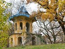 ��nsk� pavilon. Dnes je z t�to kdysi monument�ln� stavby jen smutn� torzo. 