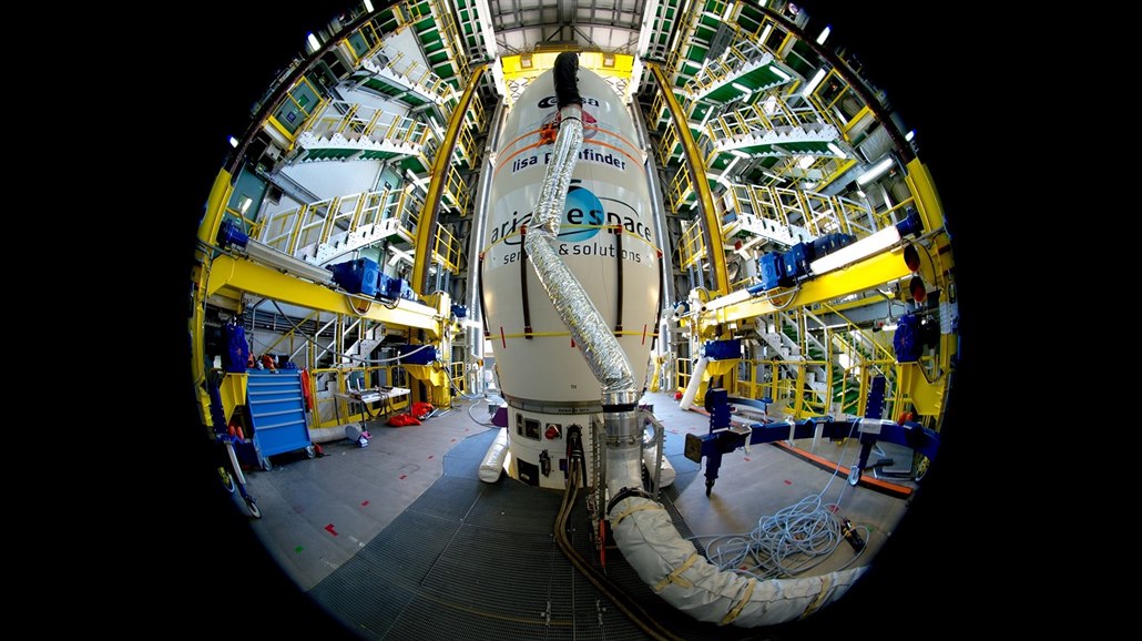 Lisa Pathfinder p�ipravená ke startu na kosmodromu Kourou. Do vesmíru ji vynesl...