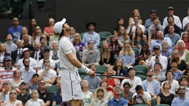 Britsk tenista Andy Murray hraje 1. kolo domcho Wimbledonu.