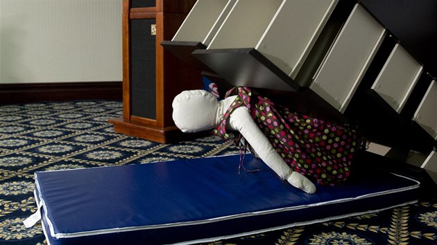 Nábytká�ská firma IKEA stahuje z amerického a kanadského trhu miliony...