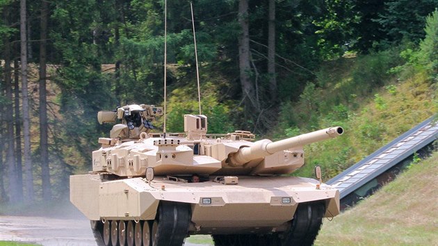 Rheinmetall nabízí modernizační paket MBT Revolution pro starší tanky Leopard 2. V budoucnosti půjde tanky vybavit novým kanónem ráže 130 mm.