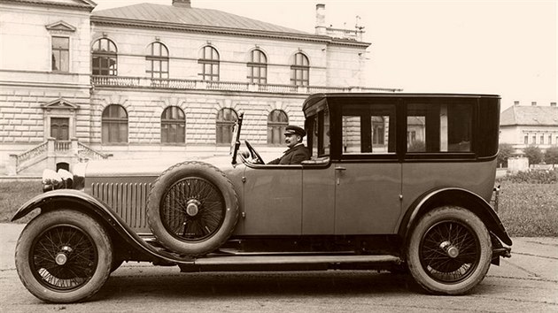 V automobilu koda-Hispano-Suiza jezdil i Eugne Schneider, ten v t dob pedsedal koncernu Schneider et Cie, kter firmu koda koupil.