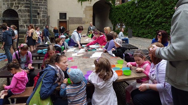 Při soutěžním víkendu nazvaném Karel IV., zakladatel na Pražském hradě si děti užijí i kreslení.