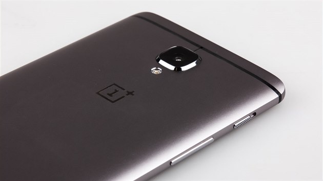 OnePlus 3 - detail