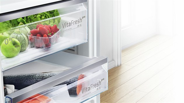 Na podzim roku 2016 přijdou na trh chladničky s technologií VitaFresh Pro, v zásuvkách těchto spotřebičů si budete moci přesně nastavit potřebnou teplotu i vlhkost.